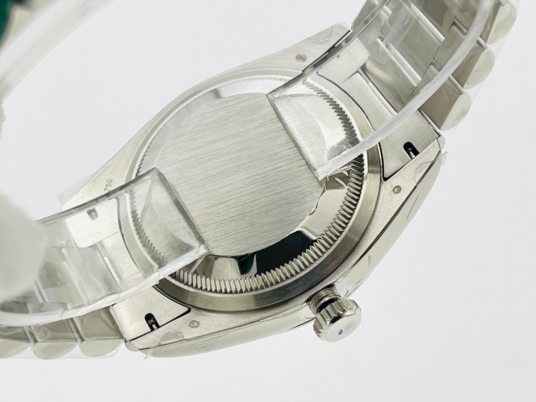Rolex Day-Date 40mm 3255 white or blue