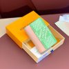 l.vuitton marque deposee bright colors 7.5×1×1 cm