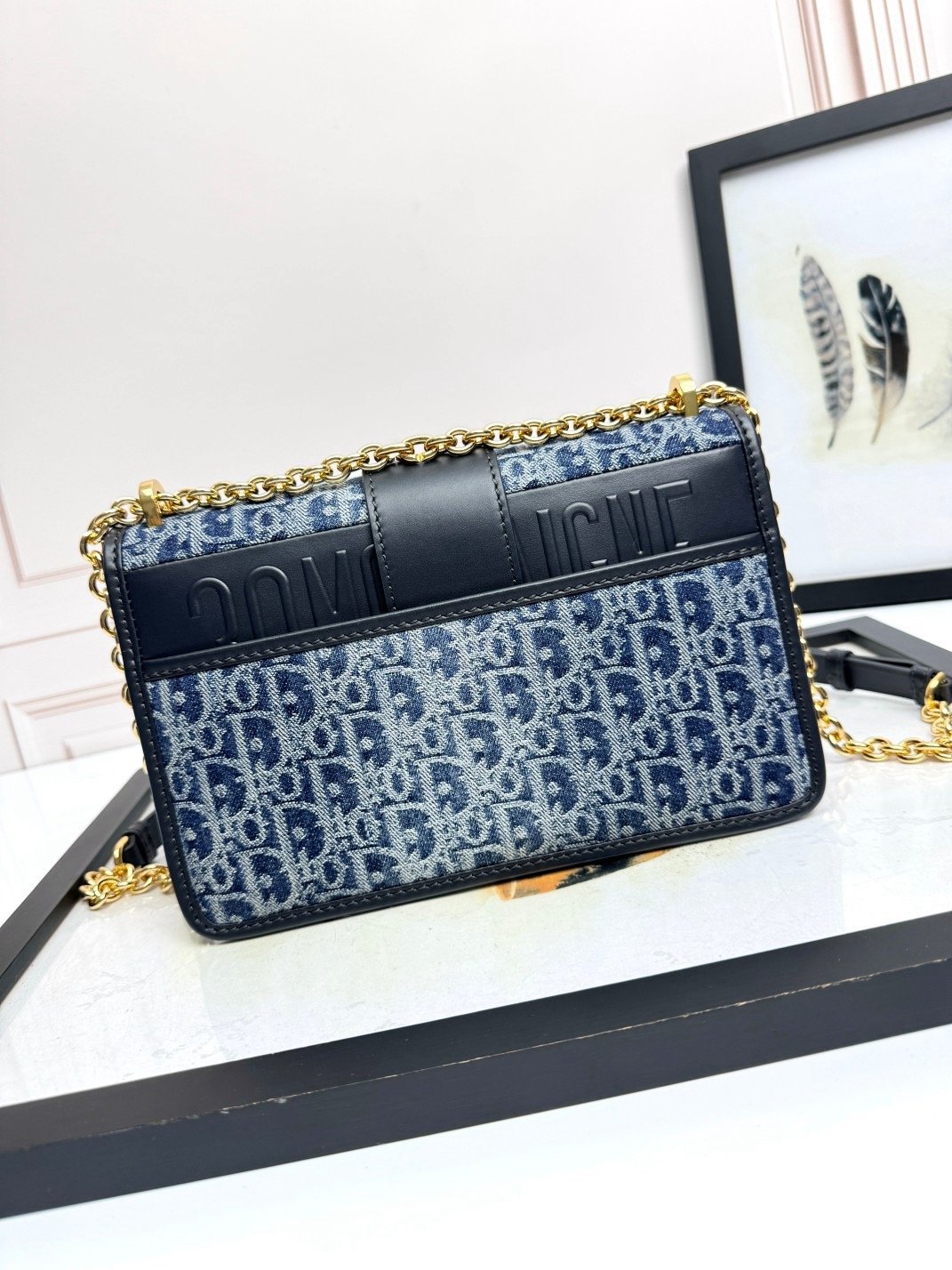 𝐃𝐢𝐨𝐫 𝟑𝟎 𝐌𝐨𝐧𝐭𝐚𝐢𝐠𝐧𝐞 chain denim D blue cloth D5002