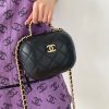 Chanel 22P small round box makeup bag sweetly feel makeup bag AS3066W980