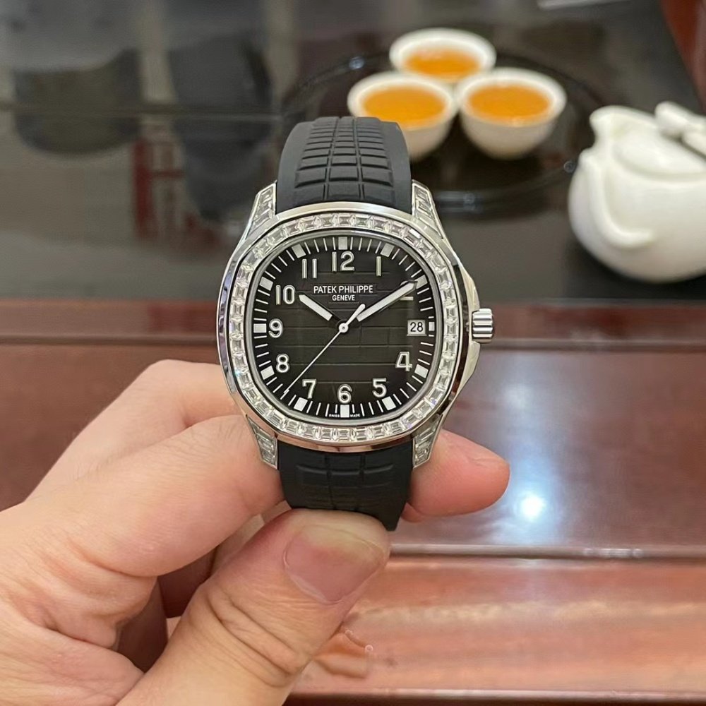 Patek Philippe Aquanaut 5167/300G Aquanaut White Gold Factory Diamonds