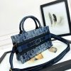𝐃𝐢𝐨𝐫 𝐁𝐨𝐨𝐤 𝐓𝐨𝐭𝐞 Shoulder strap mini denim D D6687