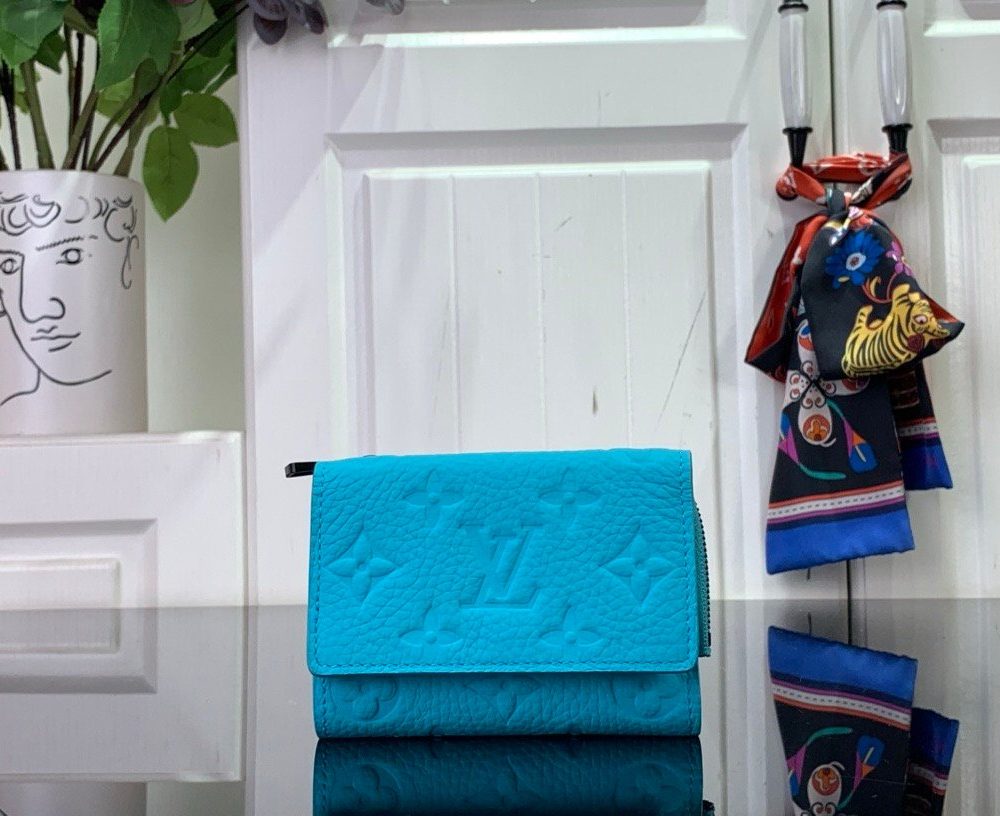 LV embossed light blue embossed wallet wallet card holder