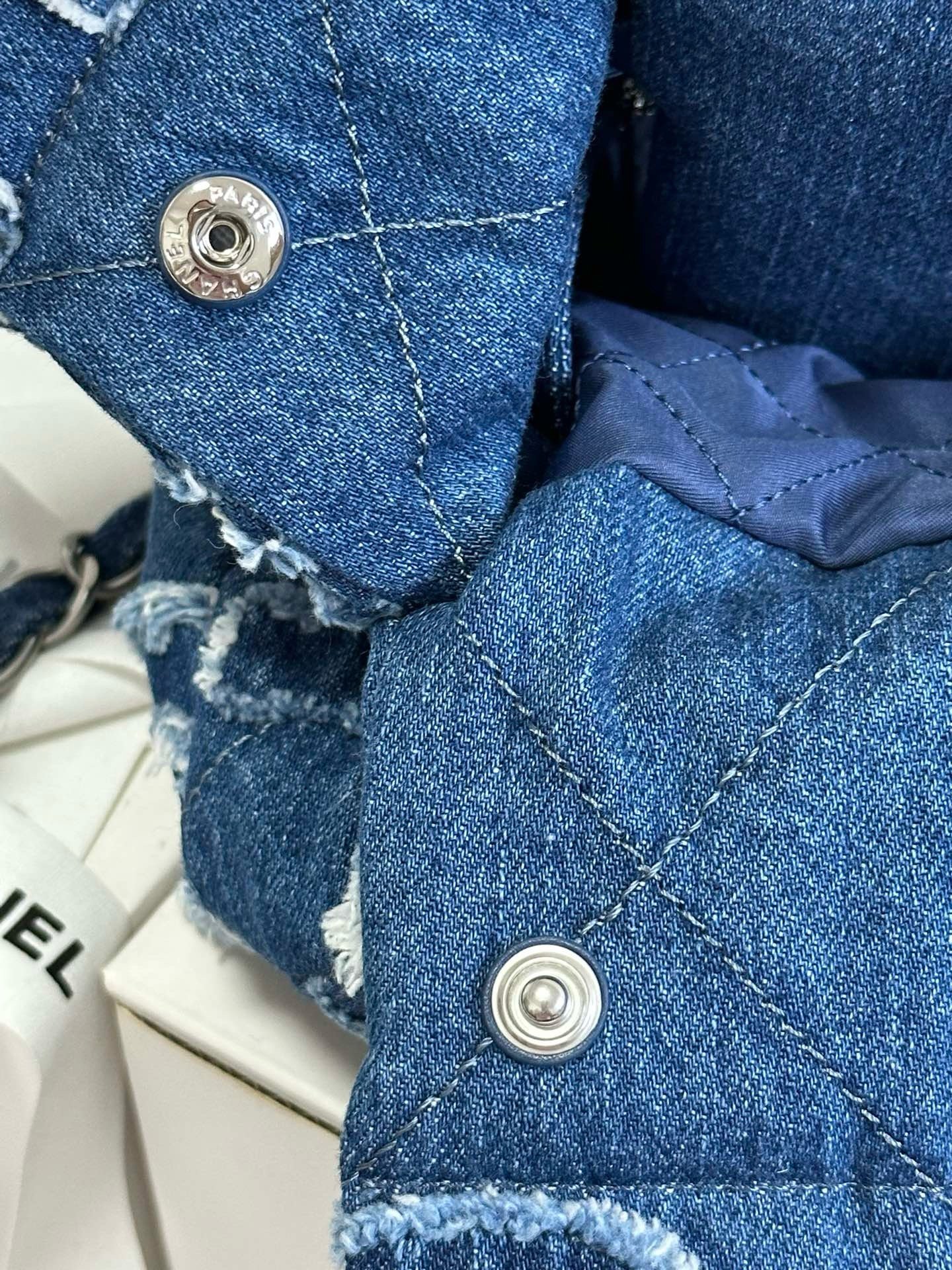 Chanel 24A 22Bag medium denim garbage bag AS3261W1080