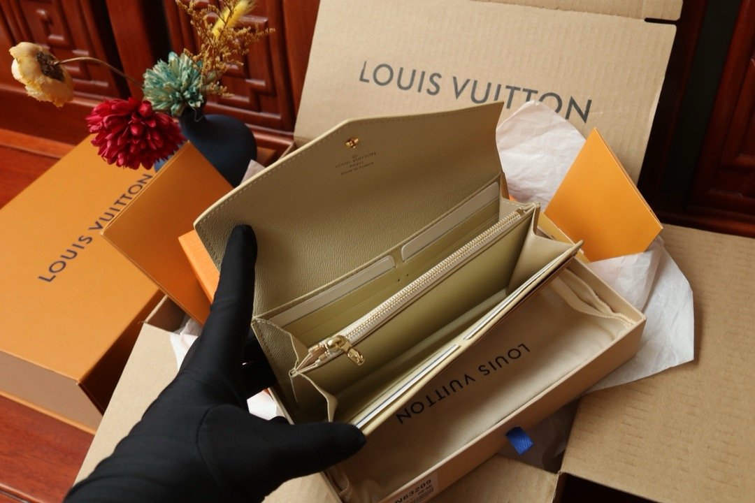 LV brazza wallet monogram canvas 19*3.5*10cm