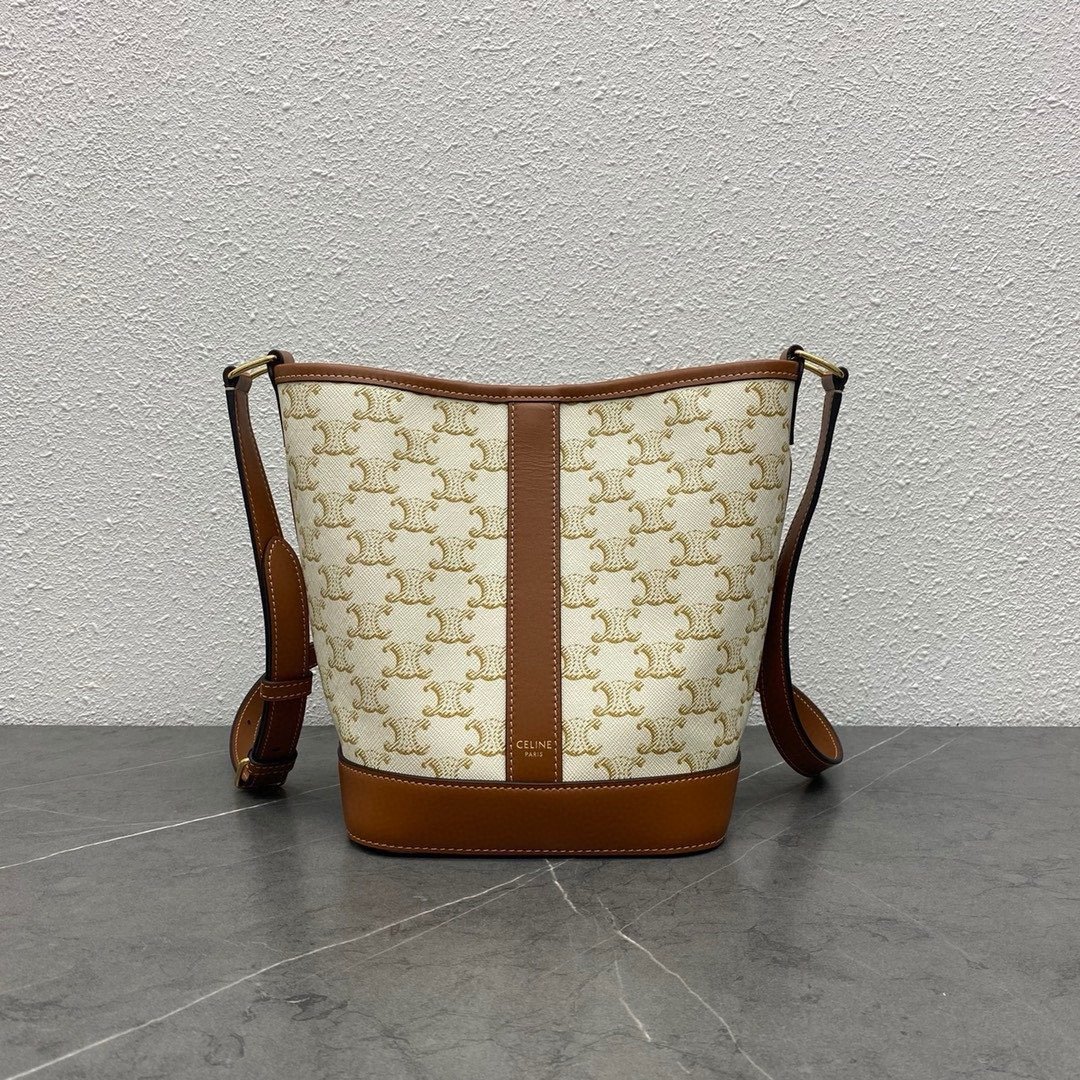 TRIOMPHE FOLCO Spring/Summer New Arrivals Off-White
