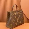Louis Vuitton onthego handbag in monogram giant canvas m44576