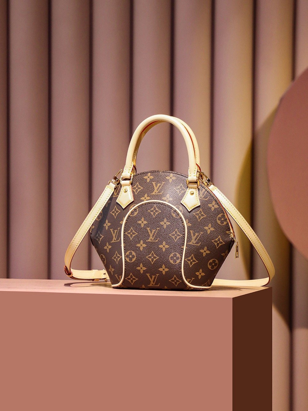 ELLIPSD series m46196 • Size: 28*21*8cm