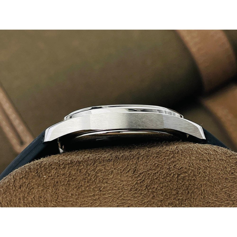 Patek Philippe Quartz Watch Size 35.6 * 9.5 mm