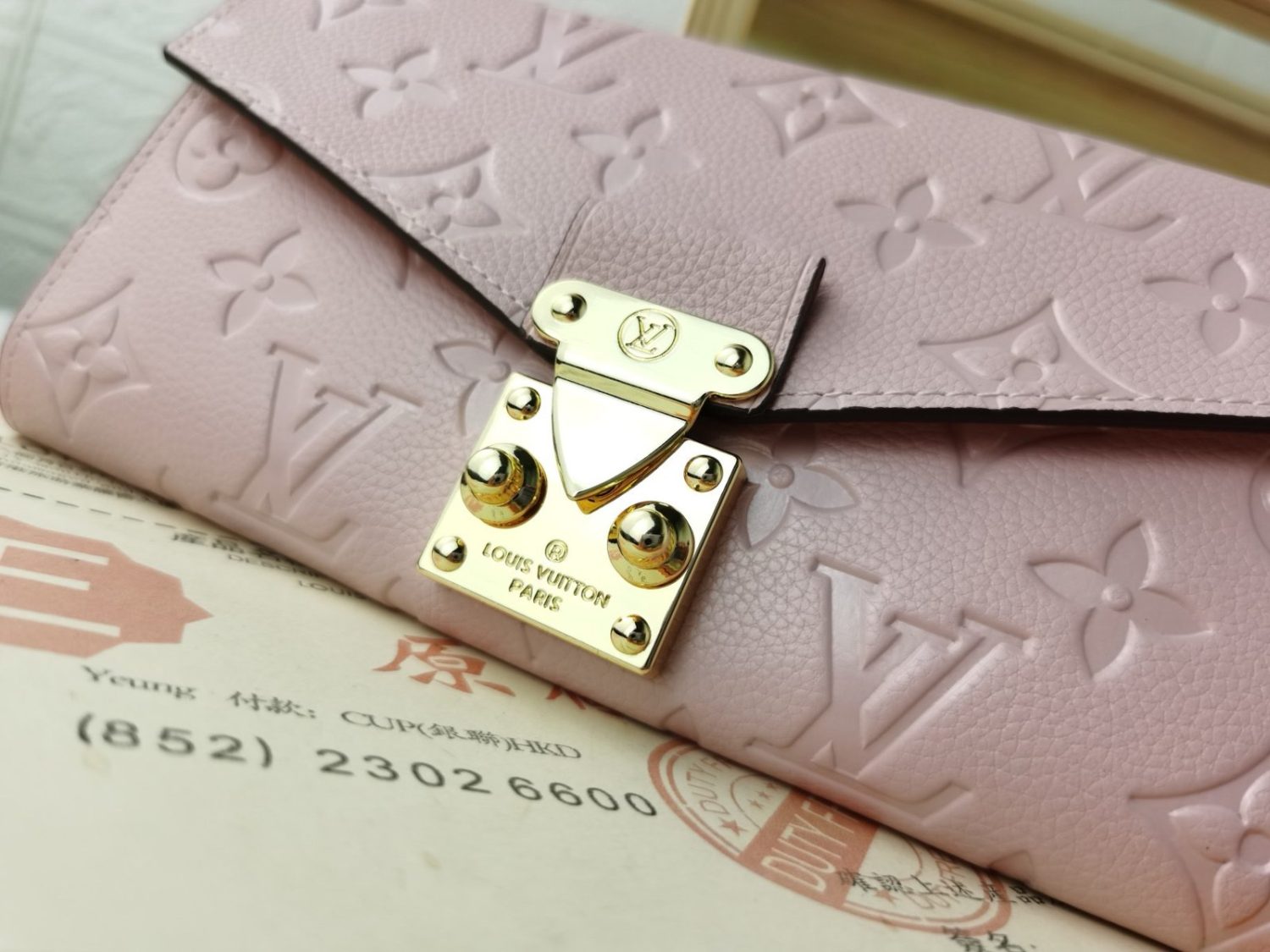 LV Diamond pattern leather embossed pochette metis handbag envelope wallet