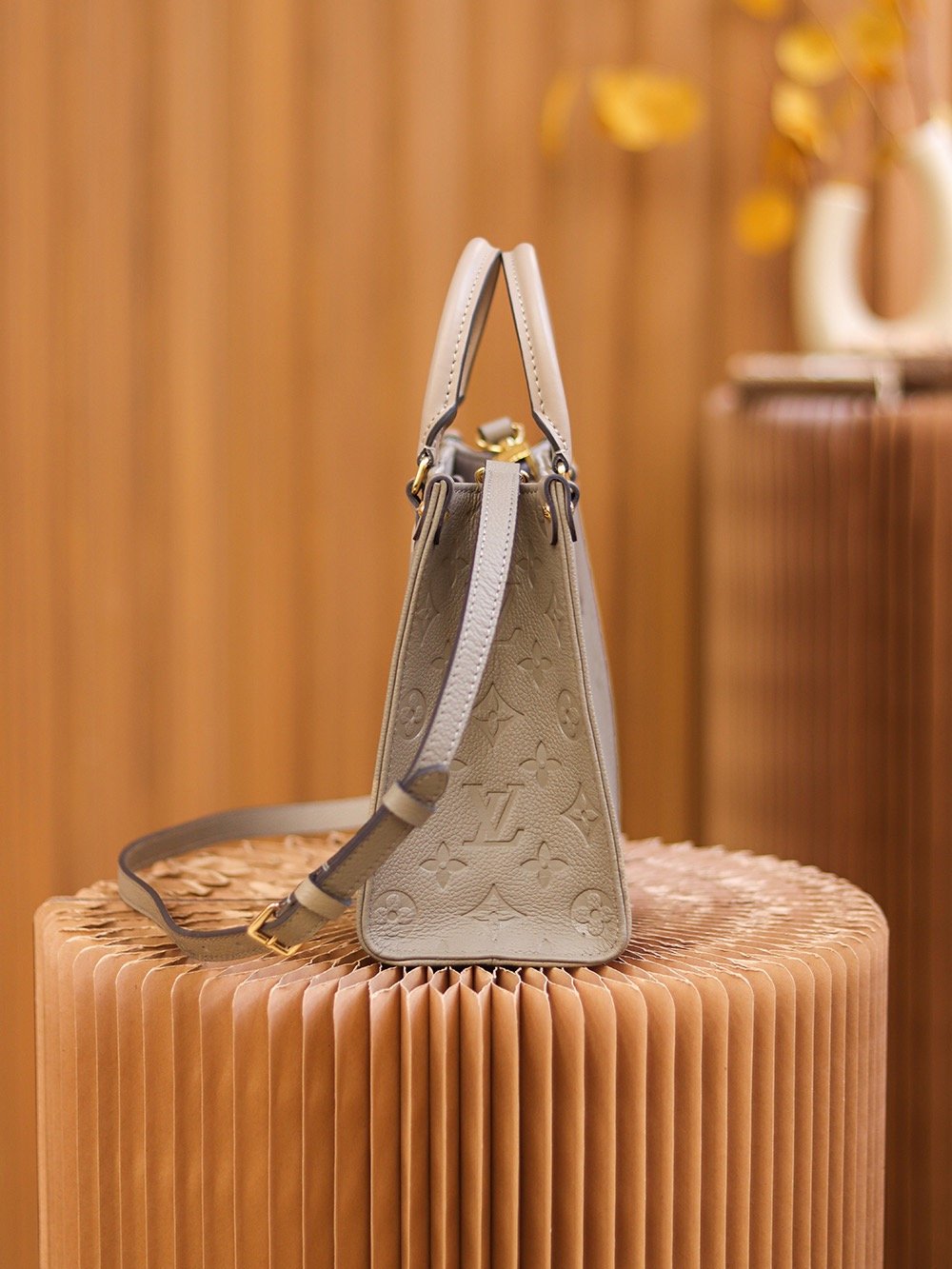 Louis Vuitton ONTHEGO small size m45660 25*19*11.5cm
