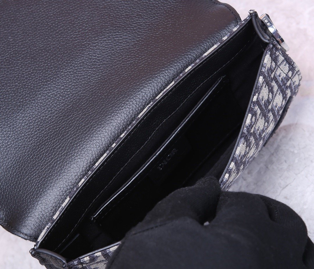 Dior Dior Men SADDLE crossbody bag 1ADPO095 for men